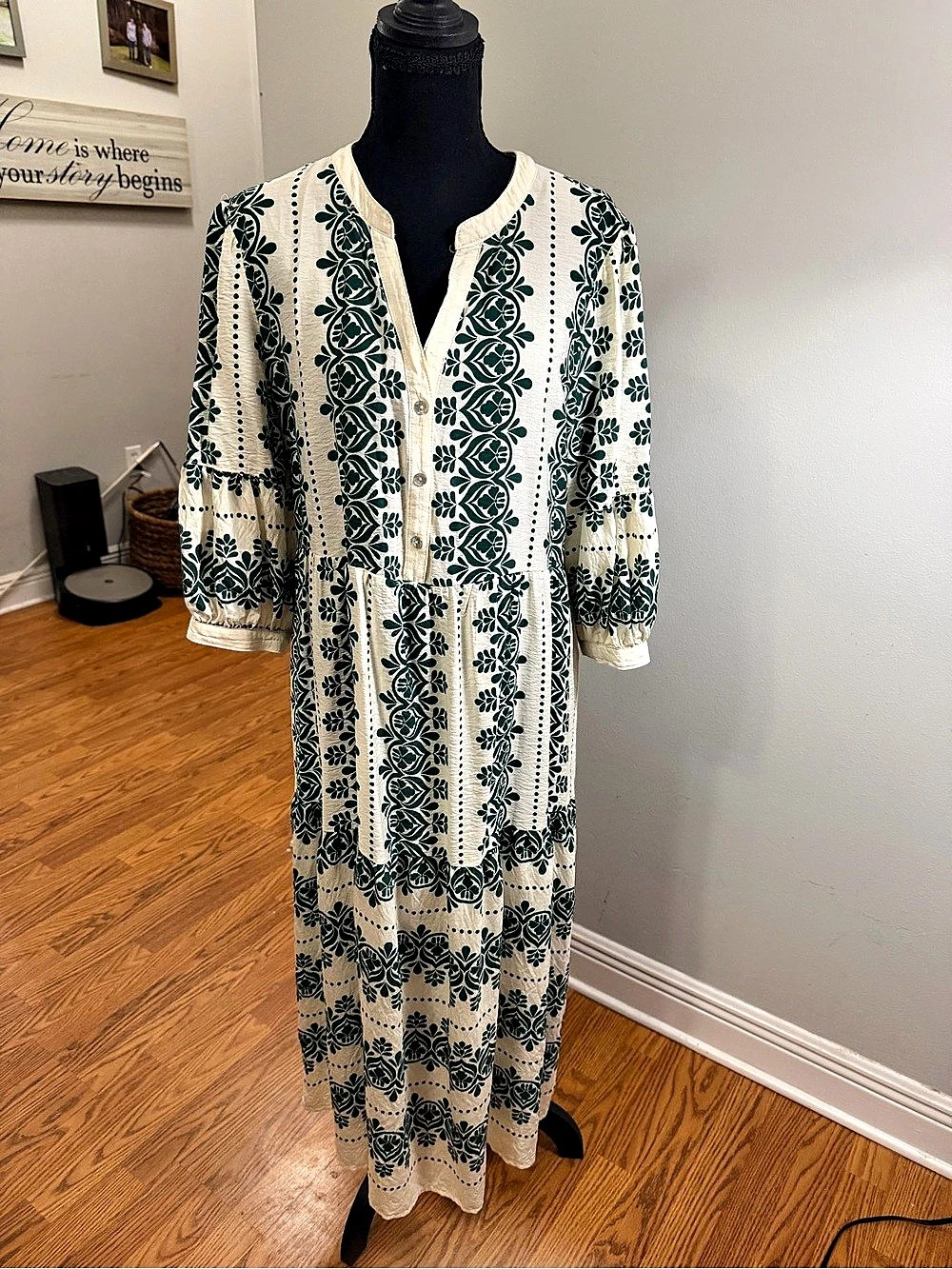 Fig + Flower Floral Maxi Dress White & Green Large Like New